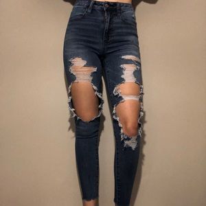 American Eagle Size 2 Ripped High Waisted Jegging